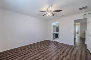 4734 White Sanderling Ct Ct, Tampa, FL 33619 - Photo 18