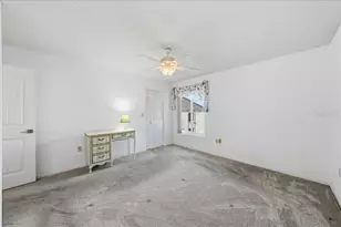 2666 Pine Ridge Way N, Palm Harbor, FL 34684 - Photo 32