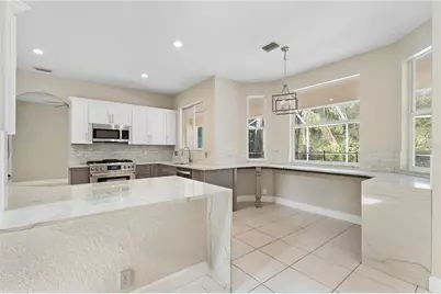 10239 Garden Alcove Drive, Tampa, FL 33647 - Photo 16