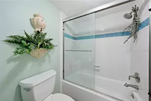 301 Mariner Dr, Tarpon Springs, FL 34689 - Photo 20