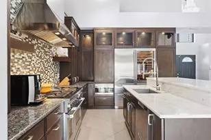 648 Santa Maria Dr, Tierra Verde, FL 33715 - Photo 18