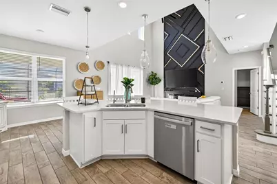 33805 Astoria Circle, Wesley Chapel, FL 33545 - Photo 12