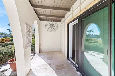 505 Plaza Seville Court #9, Treasure Island, FL 33706 - Photo 4