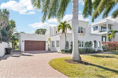 104 Palmera Boulevard NE, Saint Petersburg, FL 33704 - Photo 4