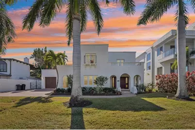 104 Palmera Boulevard NE, Saint Petersburg, FL 33704 - Photo 1