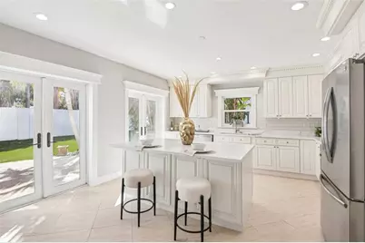 104 Palmera Boulevard NE, Saint Petersburg, FL 33704 - Photo 12