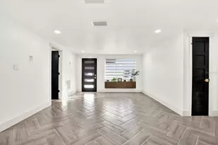 4745 Guardian Ave, Holiday, FL 34690 - Photo 8