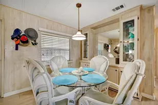 106 S St Thomas Cir, Apollo Beach, FL 33572 - Photo 24