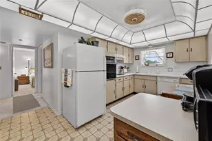 1607 Council Dr, Sun City Center, FL 33573 - Photo 12