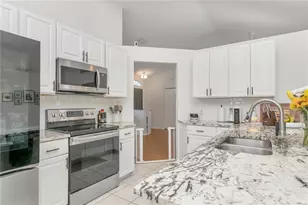 6647 68th St E, Bradenton, FL 34203 - Photo 8