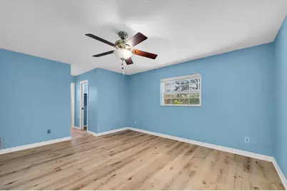 13400 91st Avenue, Seminole, FL 33776 - Photo 10