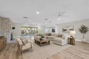 13400 91st Ave, Seminole, FL 33776 - Photo 10