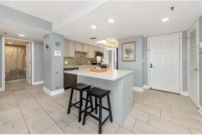 19111 Vista Bay Drive #304, Indian Shores, FL 33785 - Photo 4