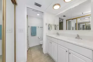 19111 Vista Bay Dr, Indian Shores, FL 33785 - Photo 28