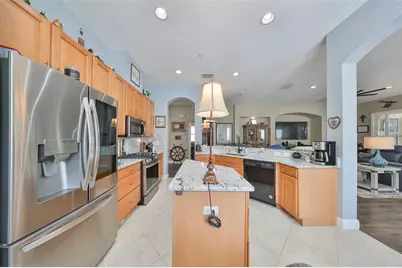 1015 Emerald Dunes Drive, Sun City Center, FL 33573 - Photo 12