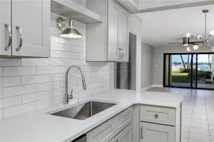 7310 Sunshine Skyway Ln S, Saint Petersburg, FL 33711 - Photo 22