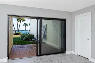 7310 Sunshine Skyway Ln S, Saint Petersburg, FL 33711 - Photo 18