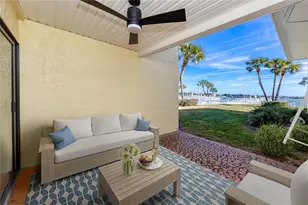 7310 Sunshine Skyway Ln S, Saint Petersburg, FL 33711 - Photo 8