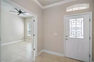 15604 Starling Crossing Dr, Lithia, FL 33547 - Photo 4