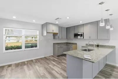 11372 W Bayshore Drive, Crystal River, FL 34429 - Photo 6