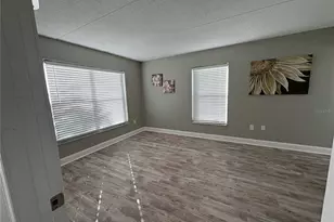 464 Paula Dr N, Dunedin, FL 34698 - Photo 10