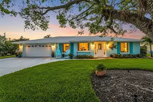 7817 Alhambra Dr, Bradenton, FL 34209 - Photo 1