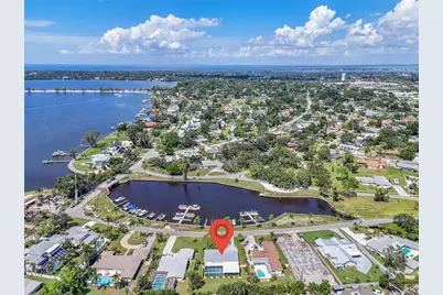 7817 Alhambra Drive, Bradenton, FL 34209 - Photo 2