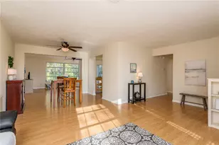 6952 122nd St, Seminole, FL 33772 - Photo 6