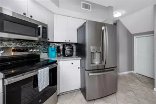 4616 Mirabella Ct, Saint Pete Beach, FL 33706 - Photo 6