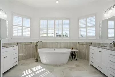 1700 Oyster Point Way, Palm Harbor, FL 34683 - Photo 20