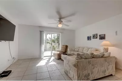 9732 Indian Key Trail #113, Seminole, FL 33776 - Photo 8