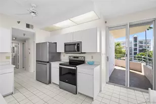 8001 Sailboat Key Blvd S, Saint Pete Beach, FL 33707 - Photo 14