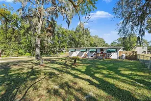 4654 Ryals Rd, Zephyrhills, FL 33541 - Photo 32