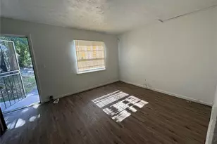 1131 Phelps St, Jacksonville, FL 32206 - Photo 4