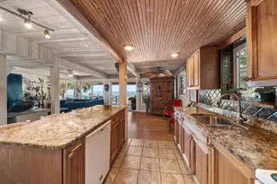 8640 W Gulf Blvd, Treasure Island, FL 33706 - Photo 22