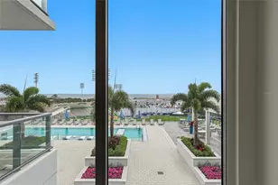 301 1st St S, Saint Petersburg, FL 33701 - Photo 36