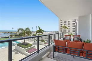301 1st St S, Saint Petersburg, FL 33701 - Photo 26