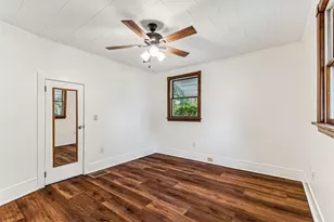 38511 7th Ave, Zephyrhills, FL 33542 - Photo 14