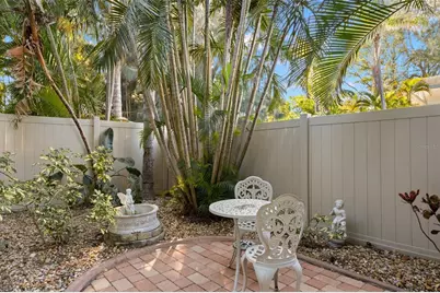 349 Kentucky Avenue, Crystal Beach, FL 34681 - Photo 24