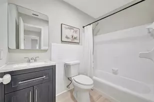 2003 E Hanna Ave, Tampa, FL 33610 - Photo 52