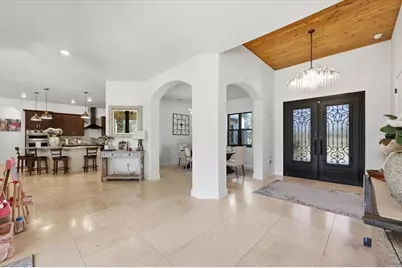 8447 Harvey Walden Drive, Plant City, FL 33565 - Photo 10