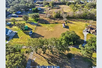 7005 Cripple Creek Road, Plant City, FL 33565 - Photo 10