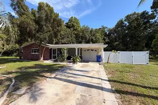 7235 Redbud Ct, New Port Richey, FL 34653 - Photo 2
