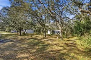 34925 Emily Dr, Dade City, FL 33523 - Photo 12