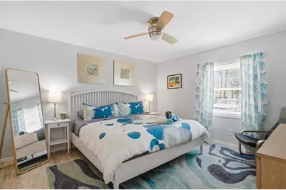 205 Pompano Drive SE #B, Saint Petersburg, FL 33705 - Photo 14