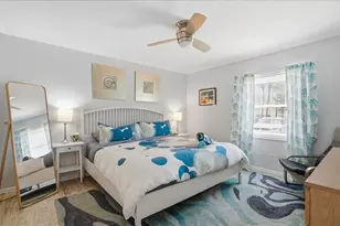 205 Pompano Dr SE, Saint Petersburg, FL 33705 - Photo 14