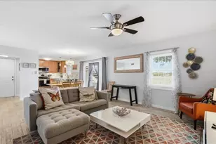 205 Pompano Dr SE, Saint Petersburg, FL 33705 - Photo 6