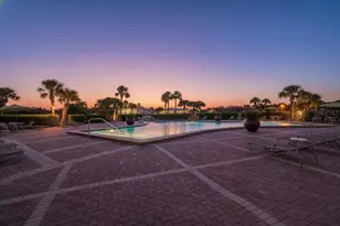 205 Pompano Dr SE, Saint Petersburg, FL 33705 - Photo 34