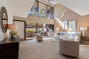 301 2nd St N, Saint Petersburg, FL 33701 - Photo 16