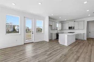 2007 Wild Heron Ct, Valrico, FL 33596 - Photo 8